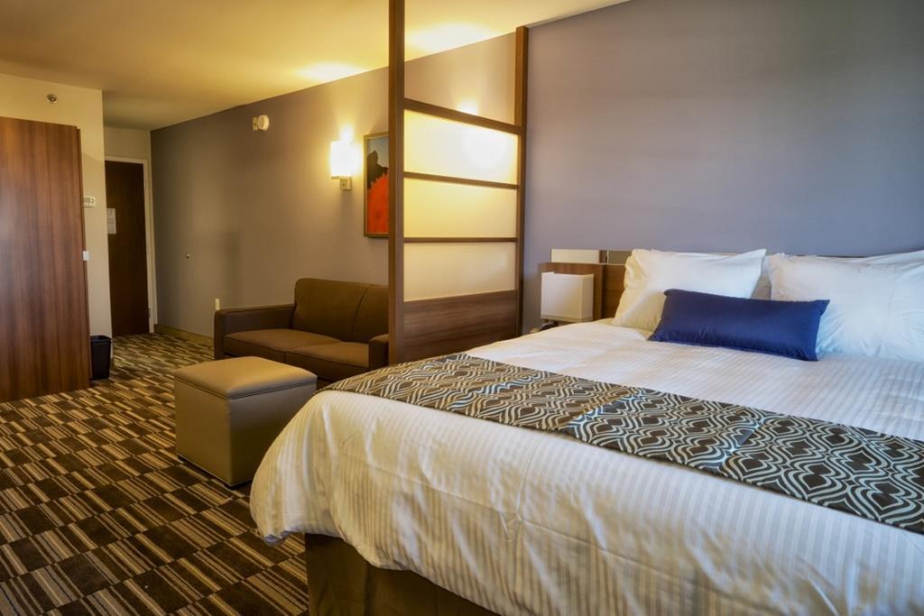 Microtel Inn & Suites Sault Ste. Marie Quarto foto