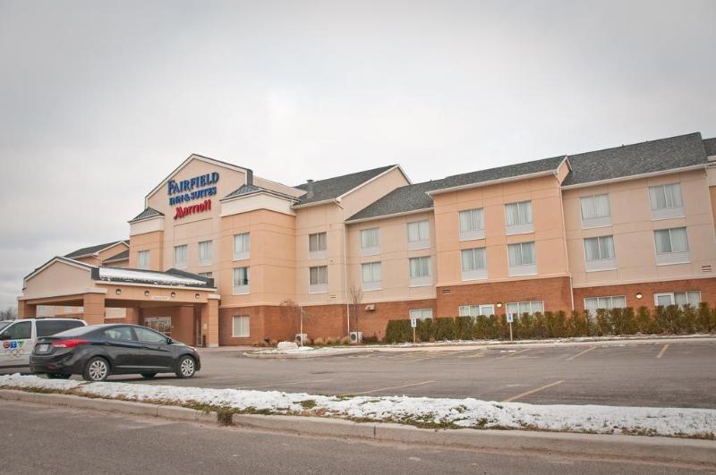 Microtel Inn & Suites Sault Ste. Marie Exterior foto