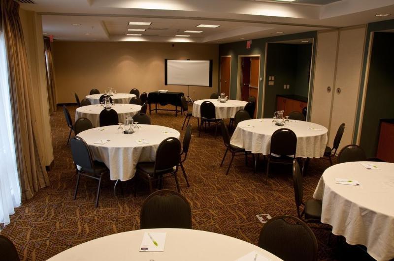 Microtel Inn & Suites Sault Ste. Marie Exterior foto